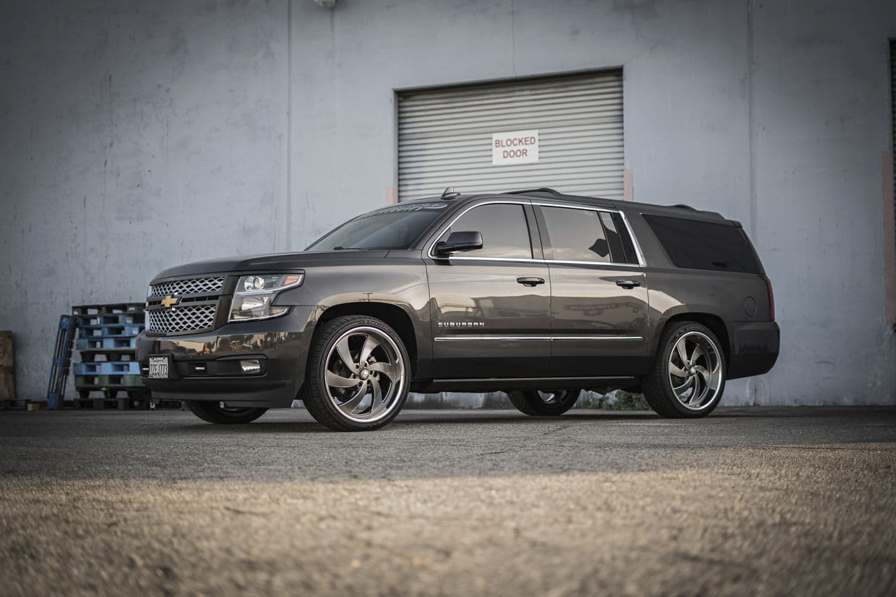 Front view of 2019 Chevrolet Suburban with wheels