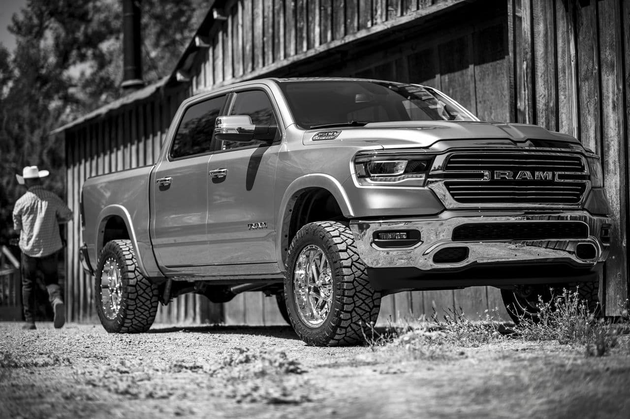 Front view of 2019 Dodge Ram 1500 with wheels