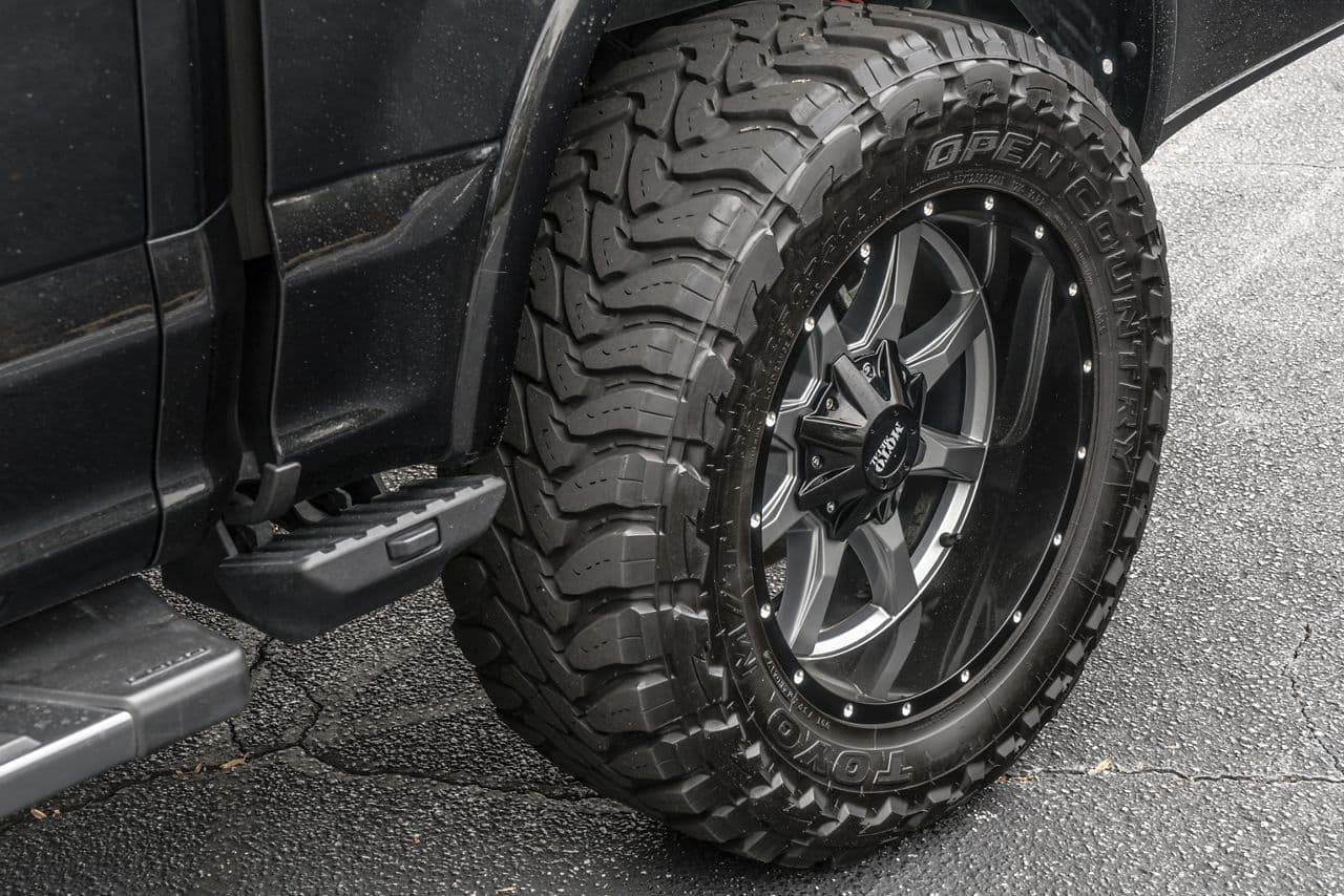 Detail view of 2019 Ford F150 with wheels