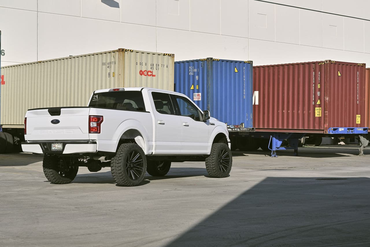 Side profile of 2019 Ford F150 XLT with wheels