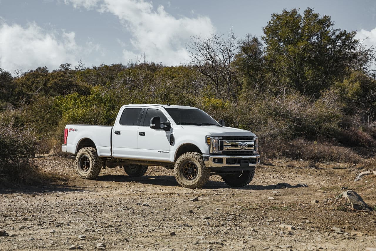 Front view of 2019 Ford F250 with truck suv wheels