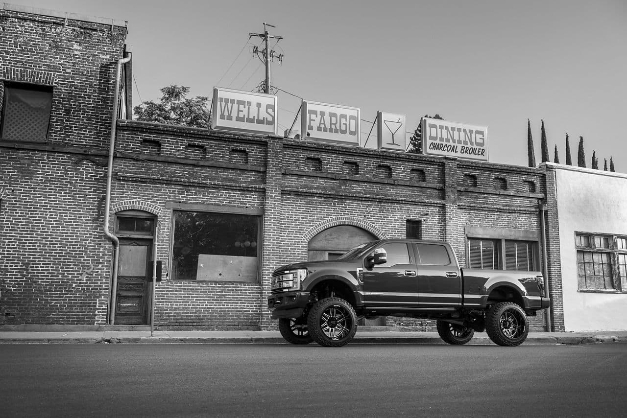 Rear view of 2019 Ford F250 with truck suv wheels