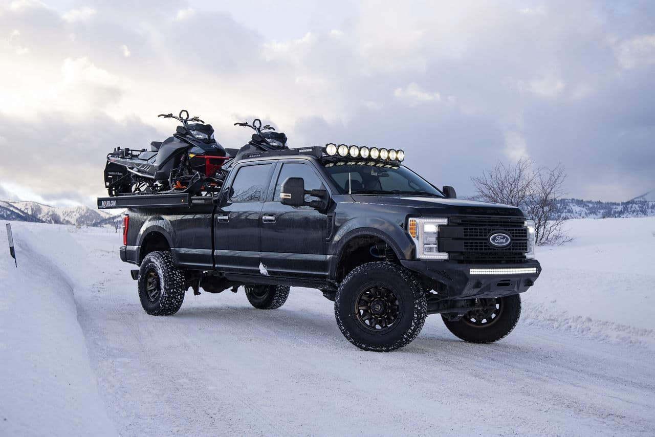 Front view of 2019 Ford F250 with wheels