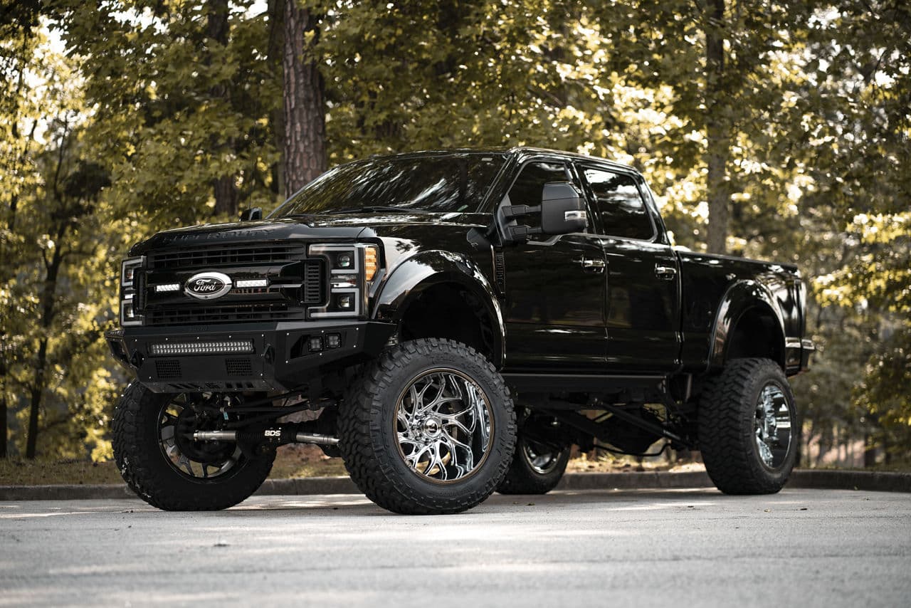 Front view of 2019 Ford F250 with wheels