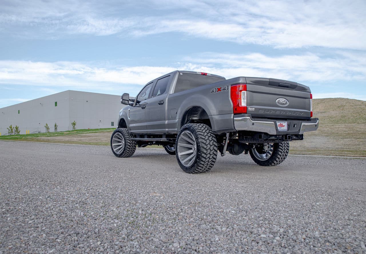 Side profile of 2019 Ford F250 XLT with truck suv wheels