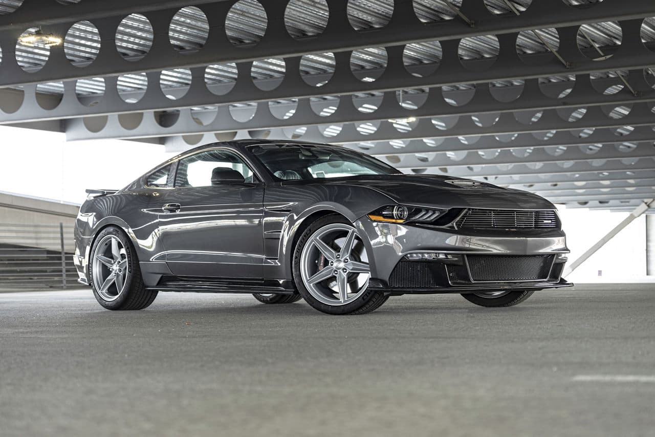 Front view of 2019 Ford Mustang with wheels