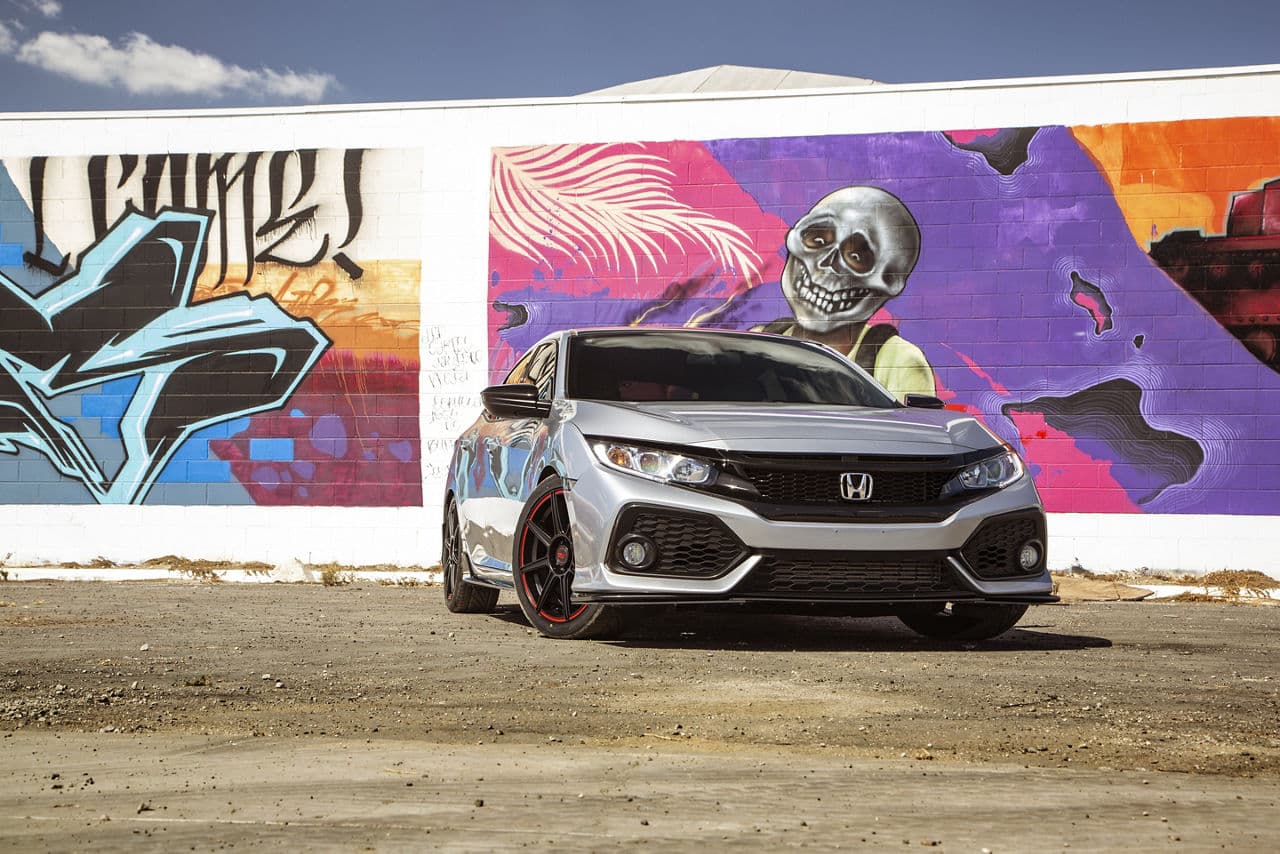 Side profile of 2019 Honda Civic with wheels