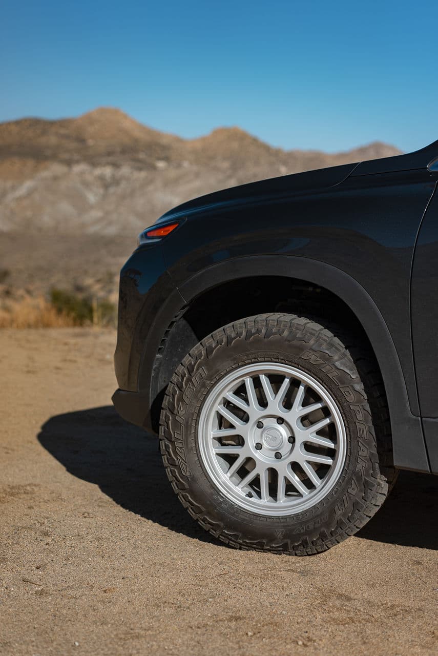 Rear view of 2019 Hyundai Santa Fe with wheels