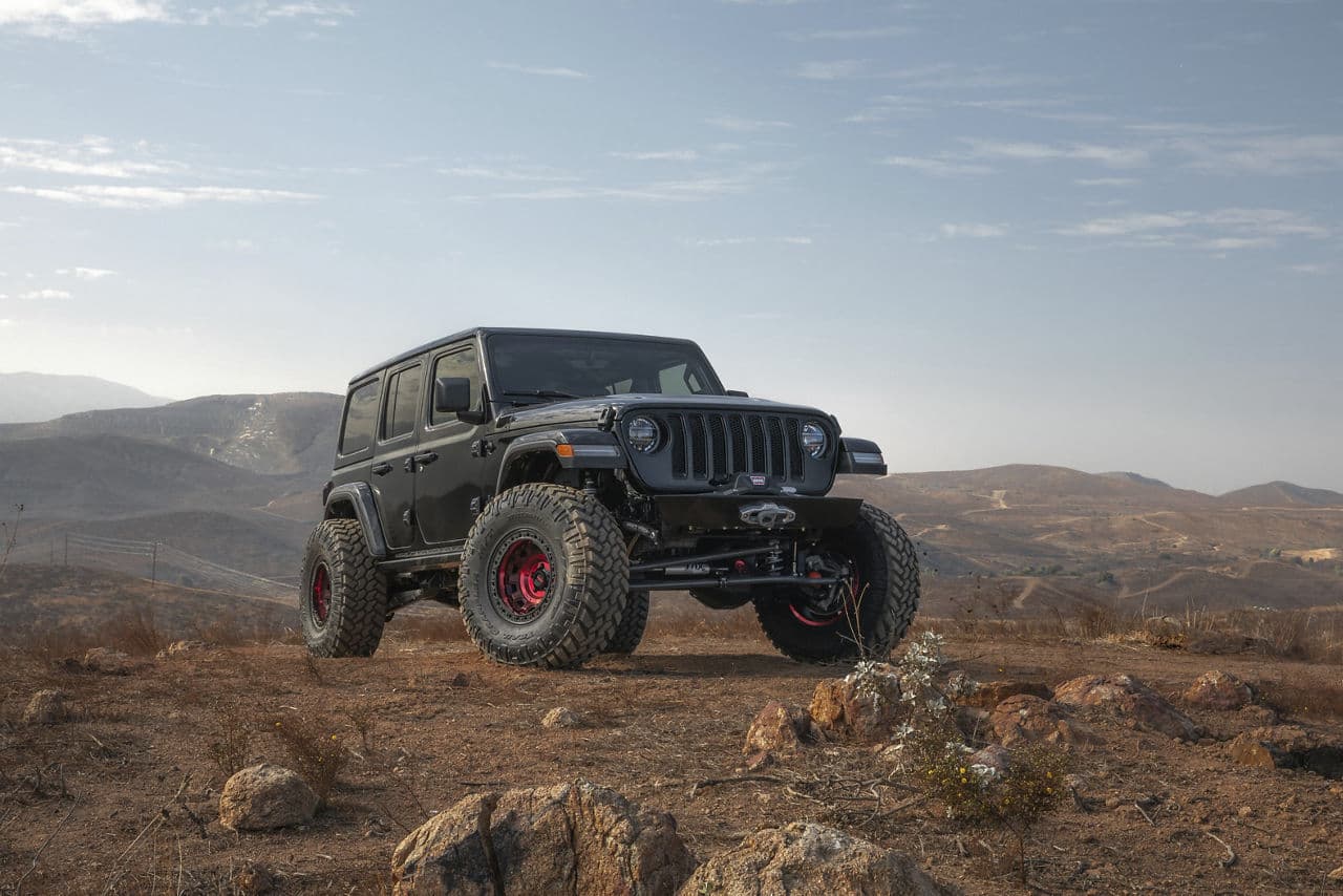 Front view of 2019 Jeep Wrangler with wheels
