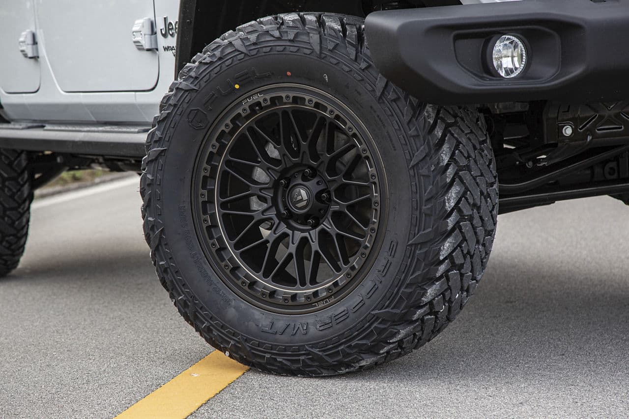 Rear view of 2019 Jeep Wrangler with wheels