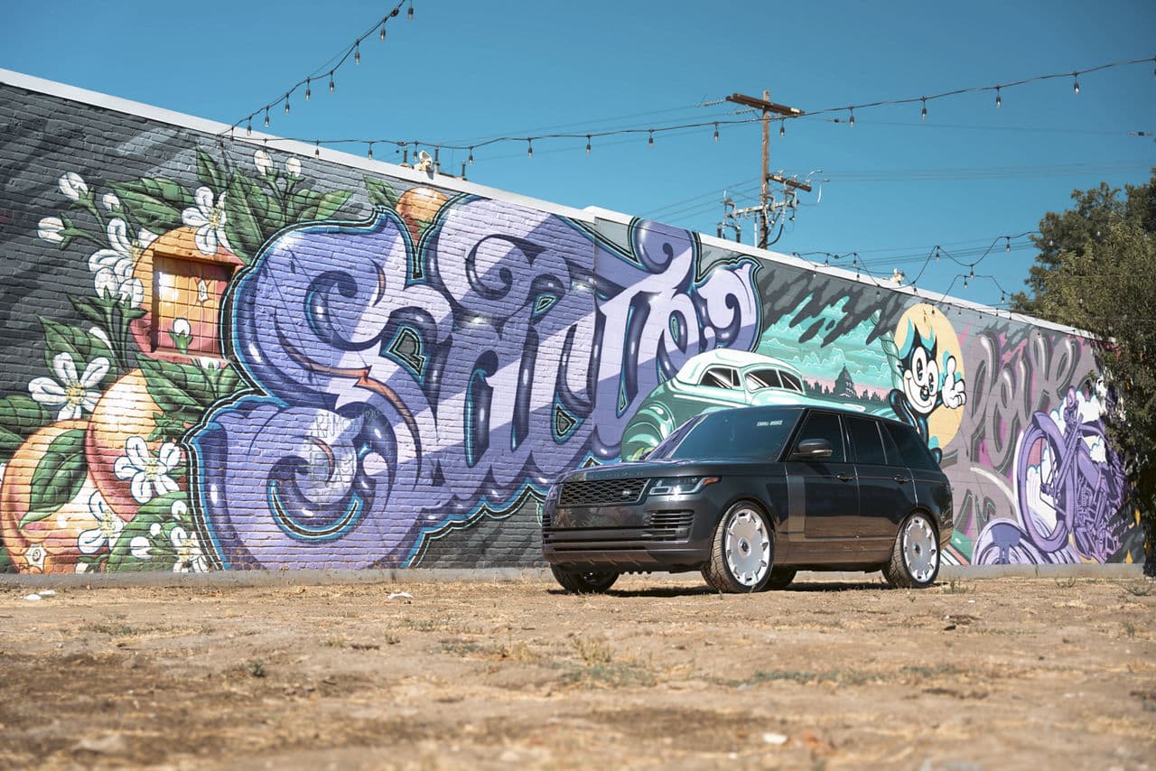 Side profile of 2019 Land Rover Range Rover with vehicle wraps