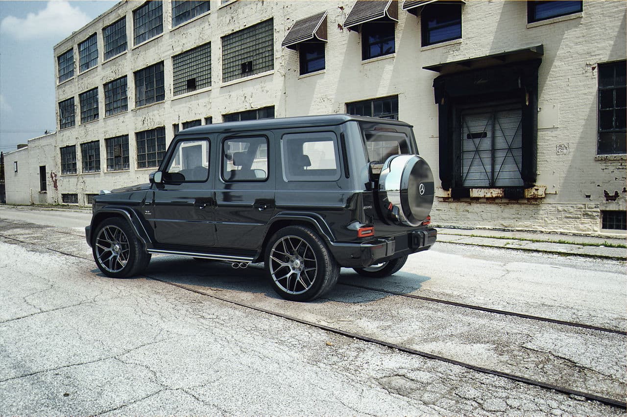 Front view of 2019 Mercedes-Benz G Class with wheels