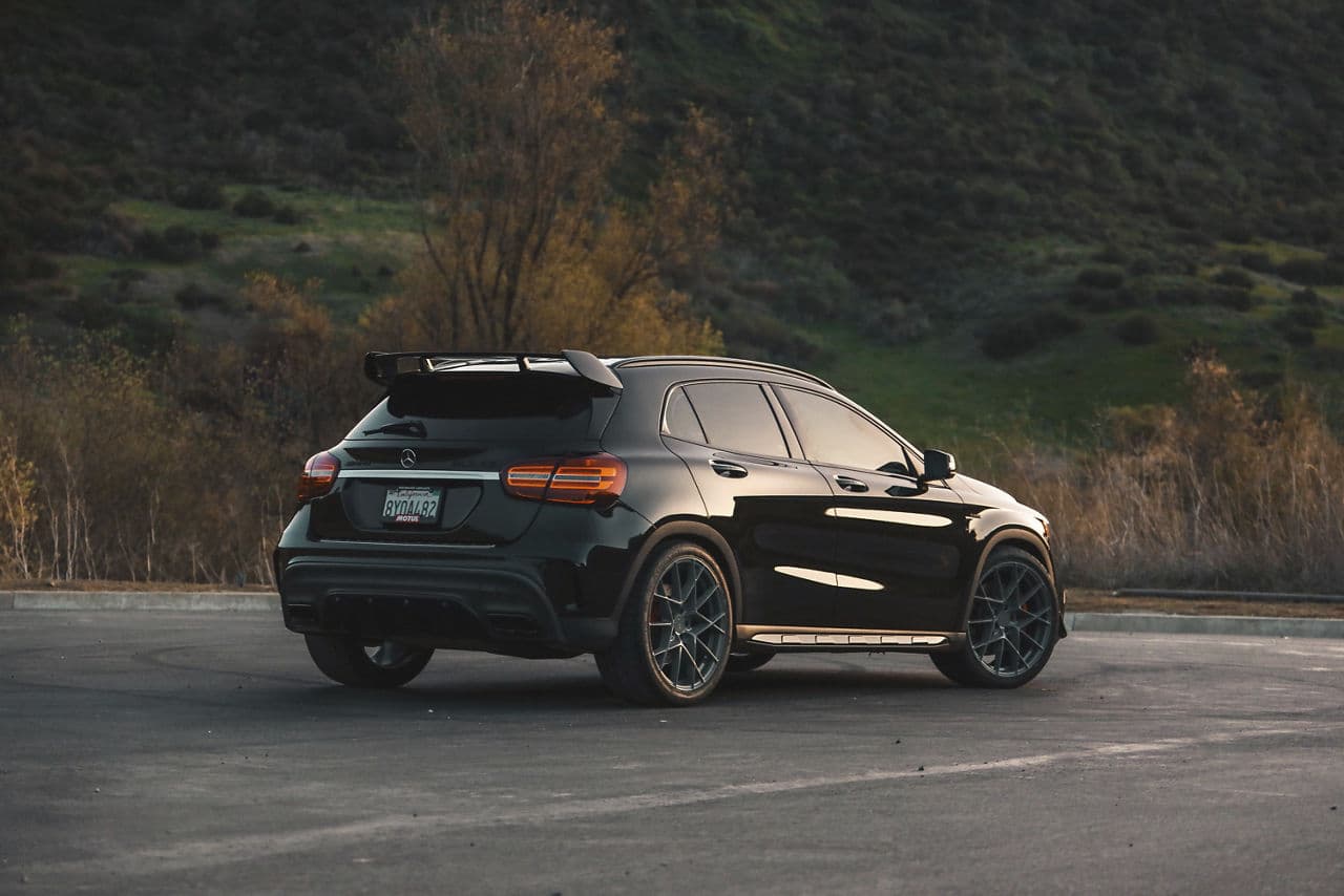 Front view of 2019 Mercedes-Benz GLA45 with wheels