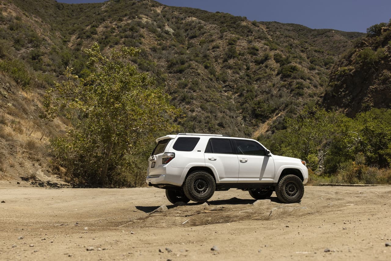 Front view of 2019 Toyota 4Runner with truck suv wheels