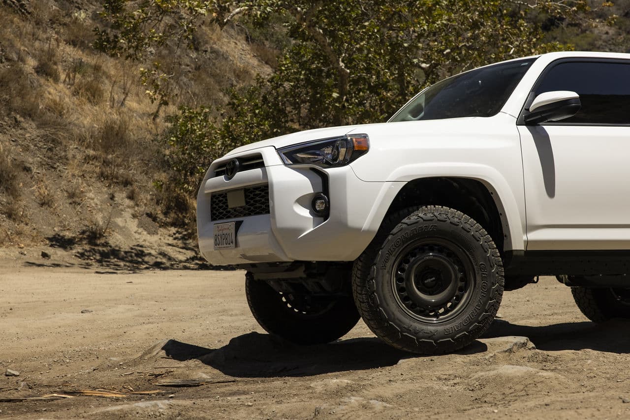 Rear view of 2019 Toyota 4Runner with truck suv wheels