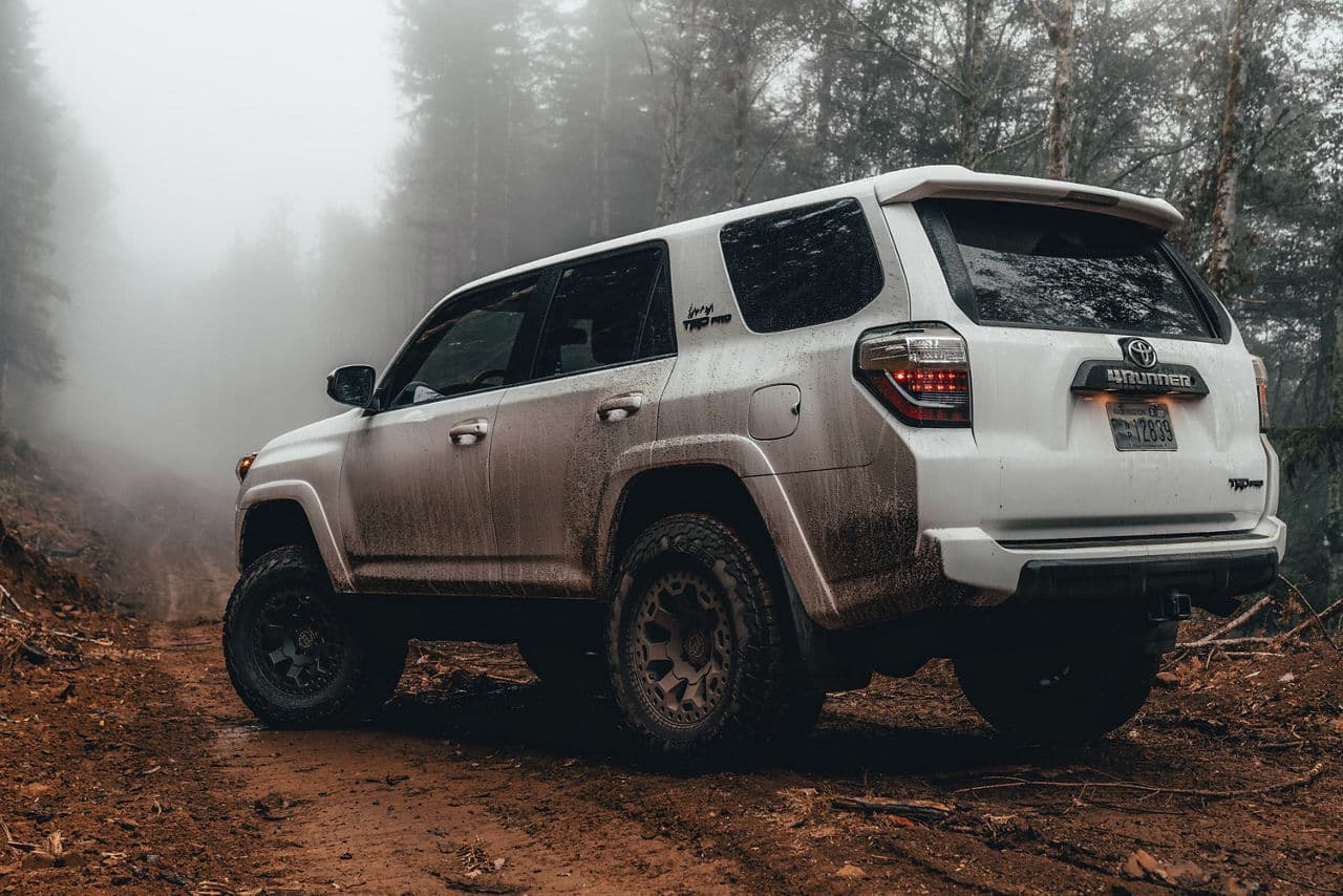 Front view of 2019 Toyota 4Runner with wheels