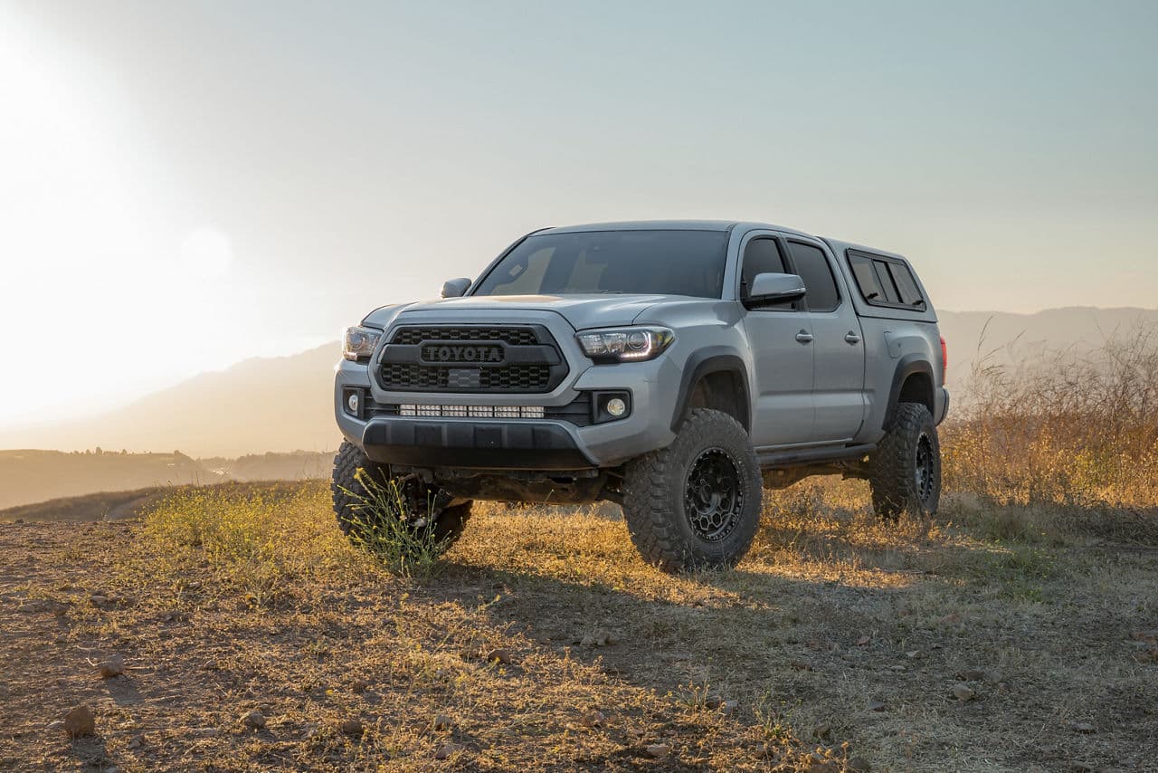 Front view of 2019 Toyota Tacoma with wheels
