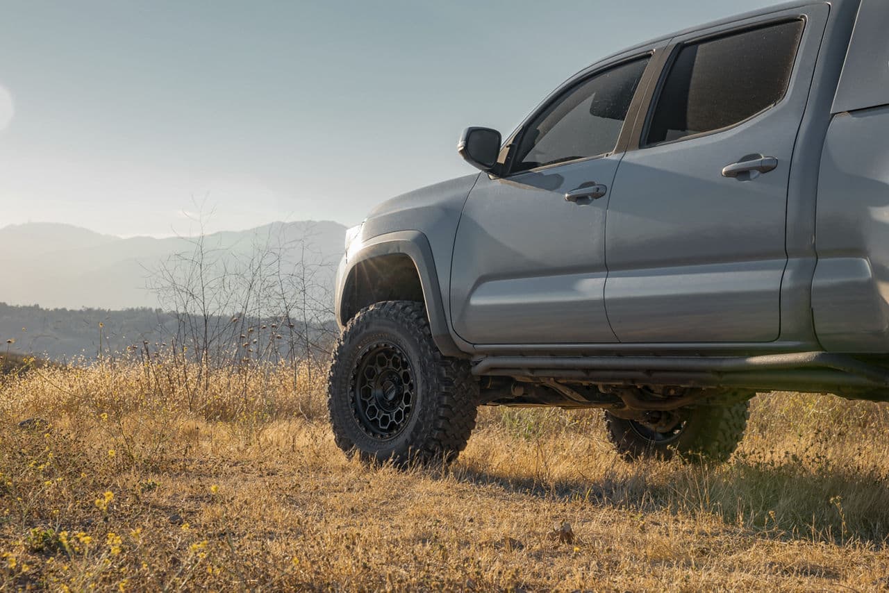 Side profile of 2019 Toyota Tacoma with wheels