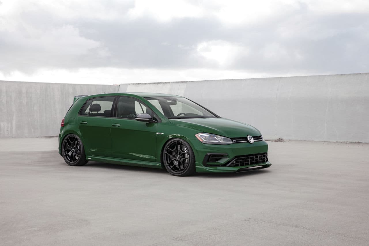 Front view of 2019 Volkswagen Golf R with wheels