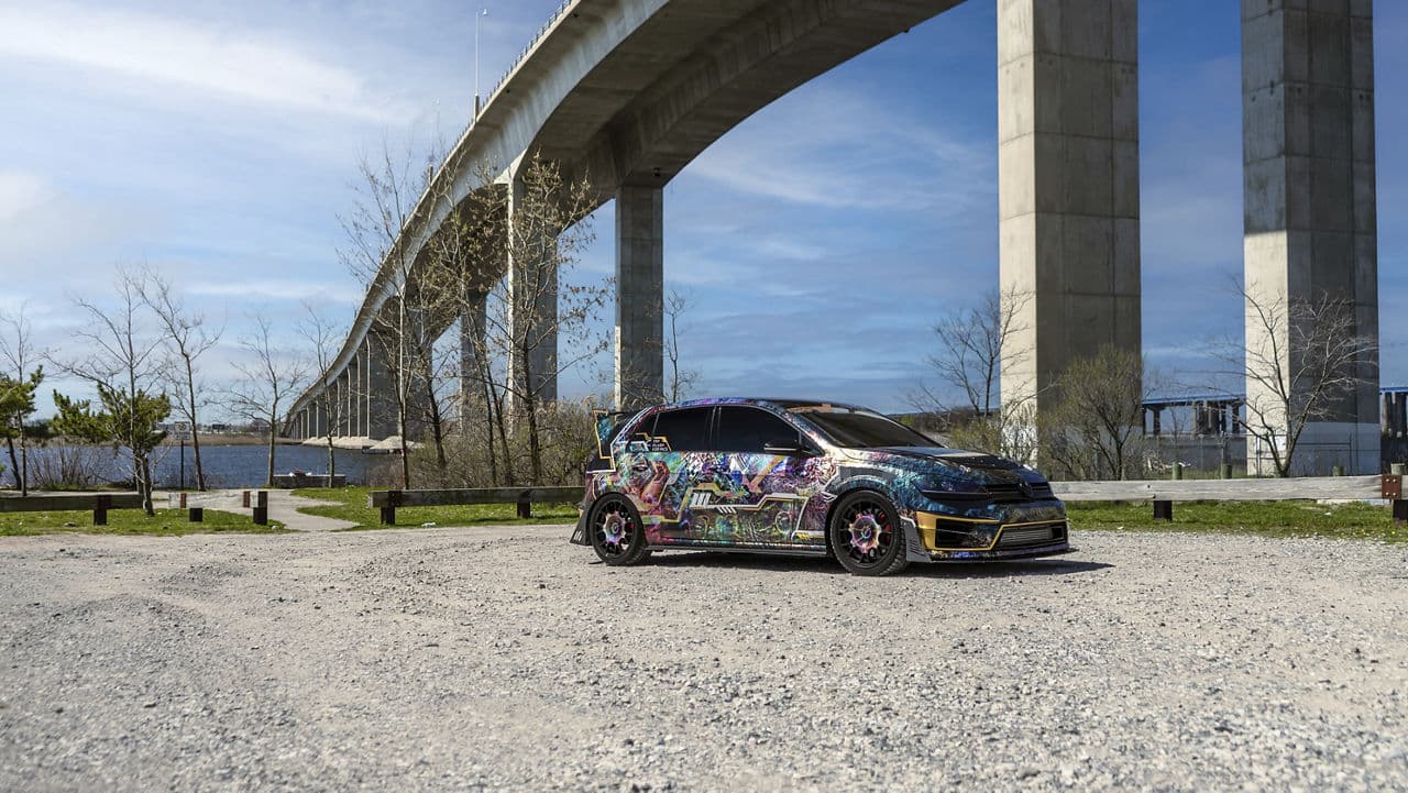 Rear view of 2019 Volkswagen Golf with wheels