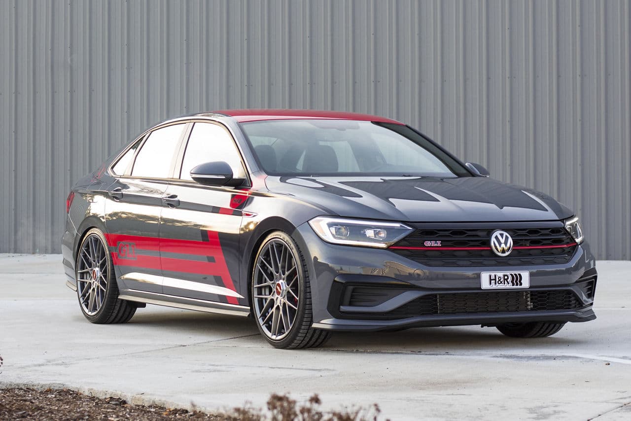Front view of 2019 Volkswagen Jetta GLI S with wheels