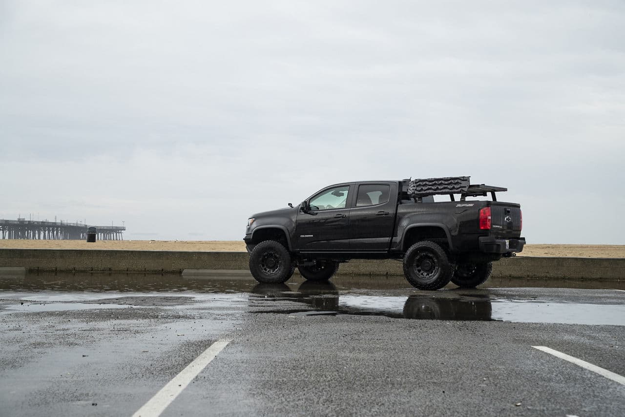 Side profile of 2020 Chevrolet Colorado with wheels