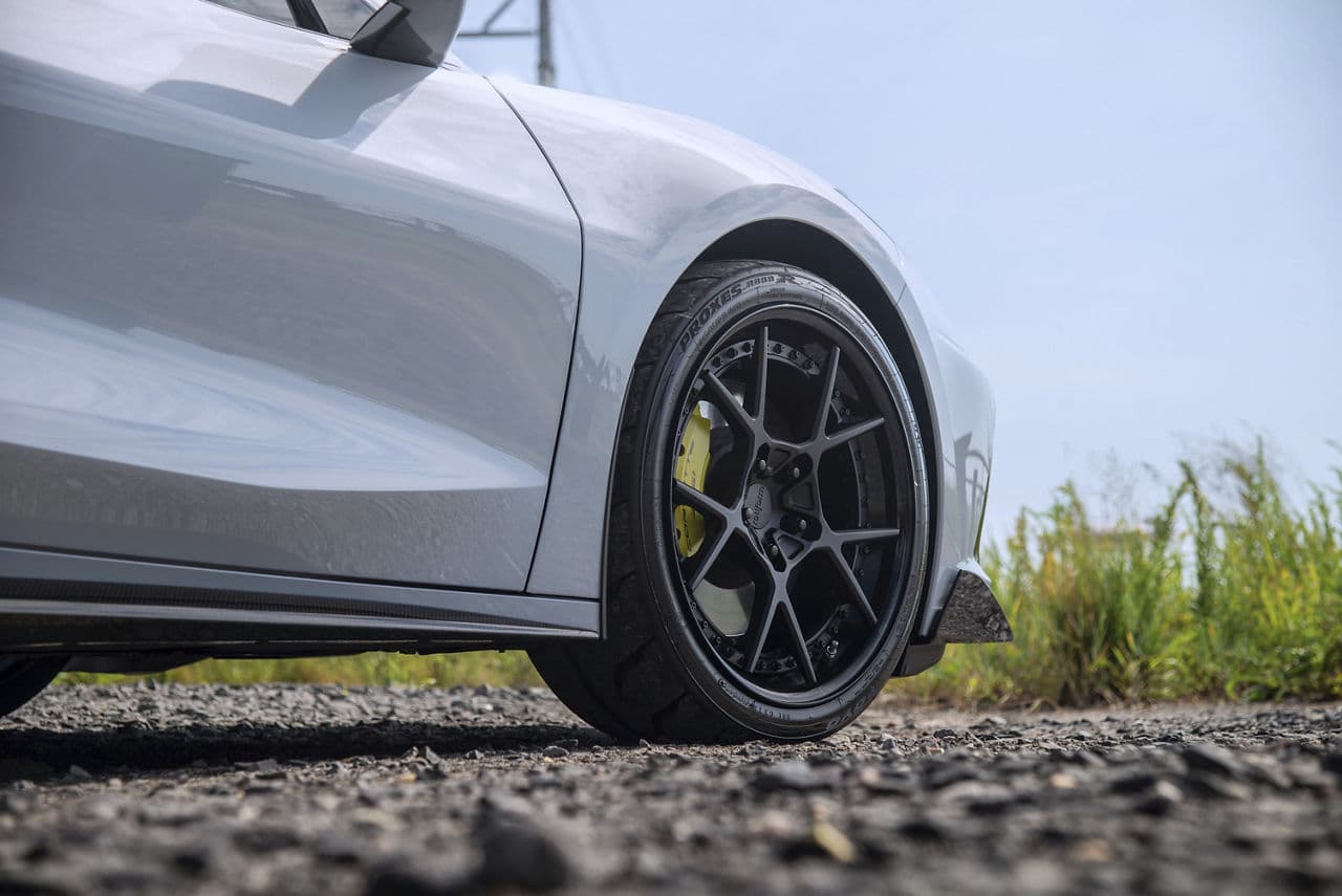 Side profile of 2020 Chevrolet Corvette with wheels