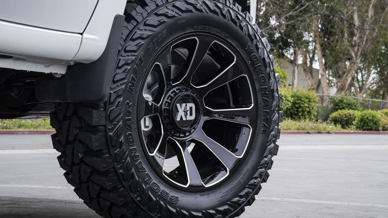 Side profile of 2020 Chevrolet Silverado with wheels