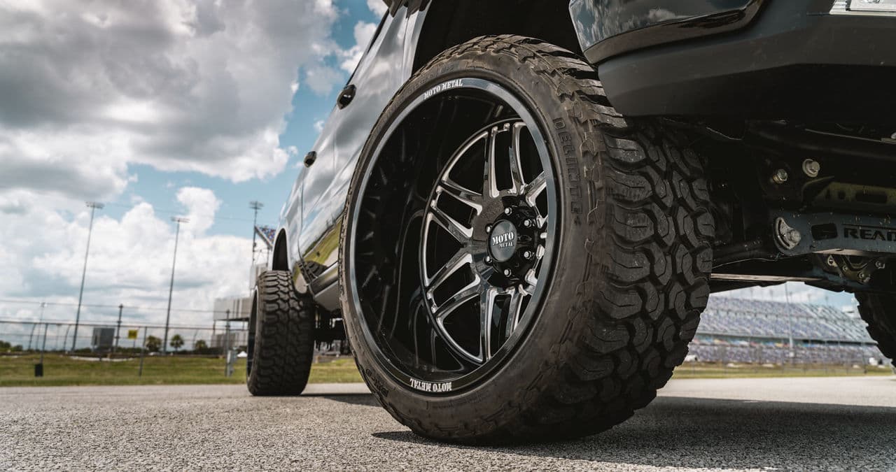 Side profile of 2020 Chevrolet Silverado with wheels