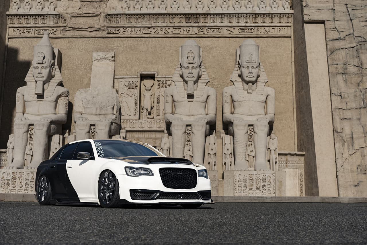 Front view of 2020 Chrysler 300 with wheels