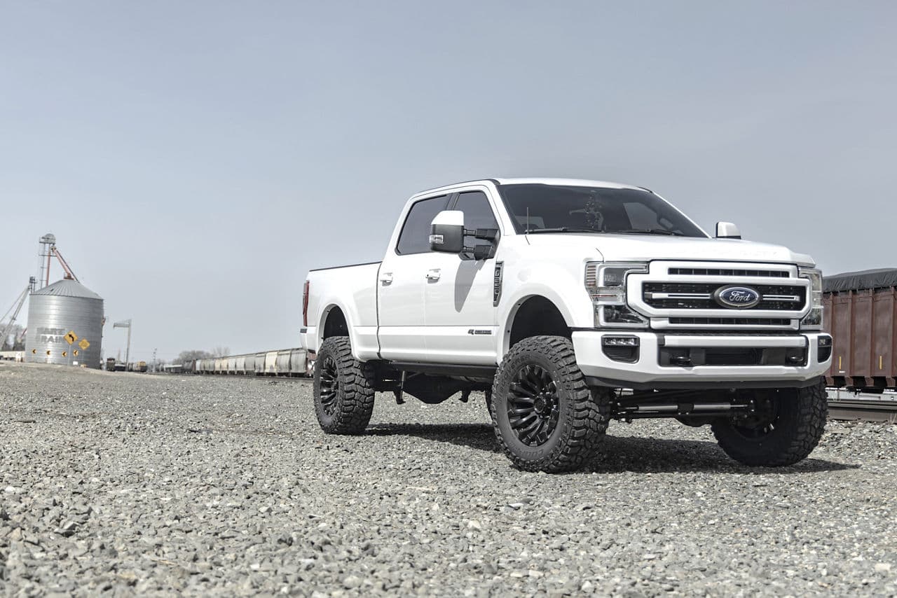 Side profile of 2020 Ford F250 with wheels