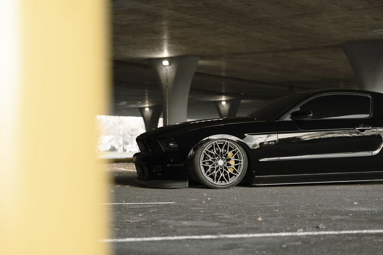 Side profile of 2020 Ford Mustang GT with wheels
