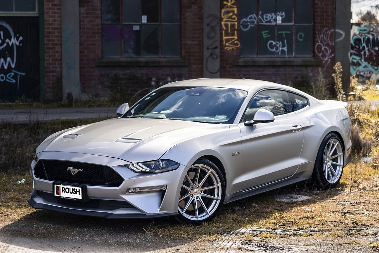 Front view of 2020 Ford Mustang with wheels