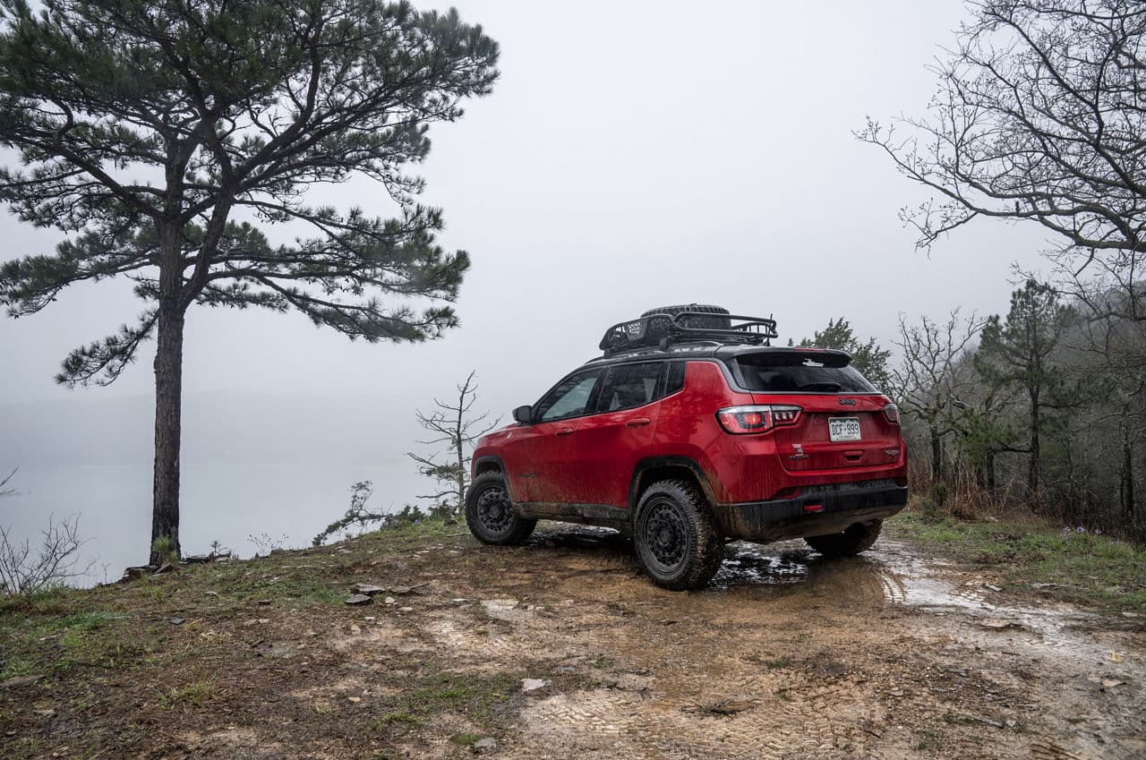 Side profile of 2020 Jeep Compass Trailhawk with wheels
