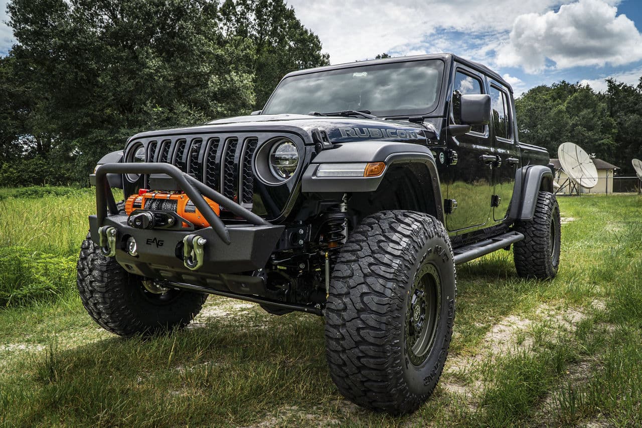 Detail view of 2020 Jeep Gladiator Rubicon with vehicle wraps