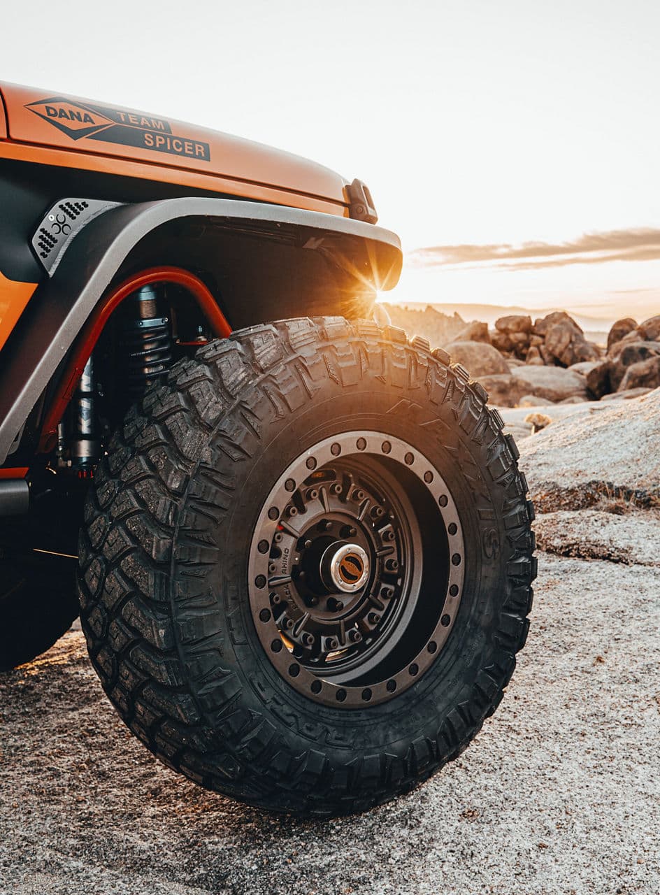Detail view of 2020 Jeep Gladiator Rubicon with wheels