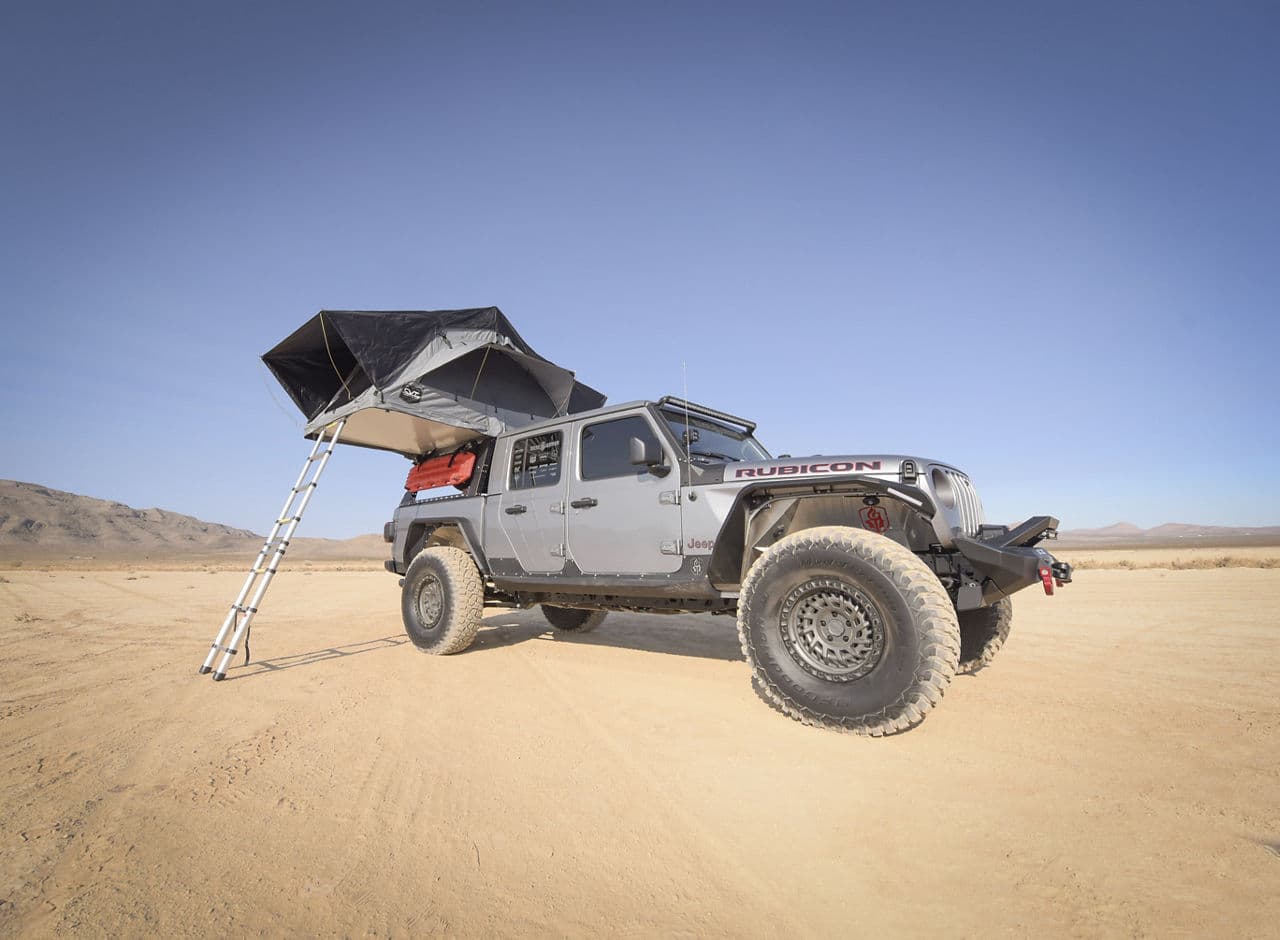 Detail view of 2020 Jeep Gladiator Rubicon with wheels