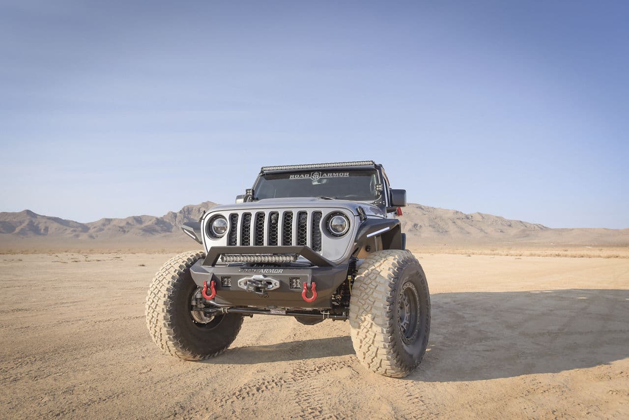 Side profile of 2020 Jeep Gladiator Rubicon with wheels