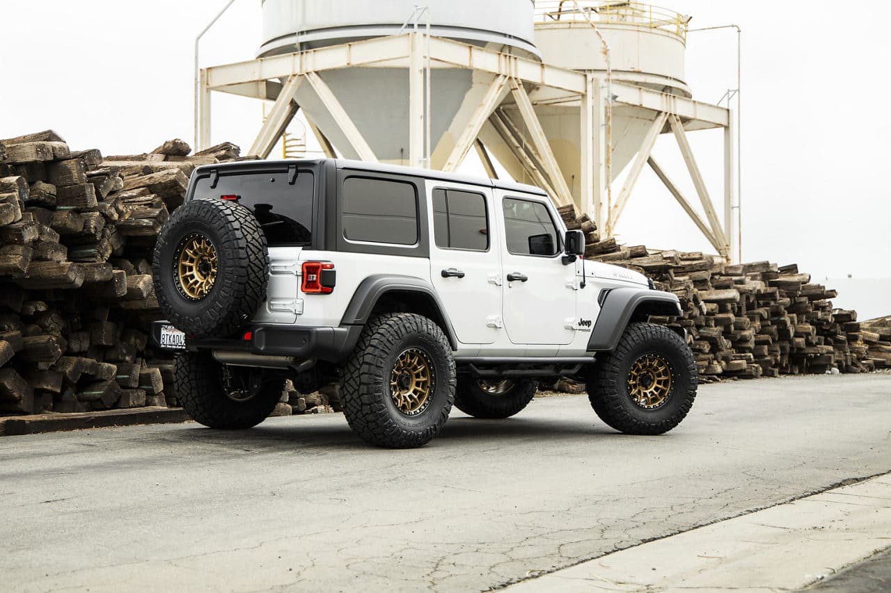 Side profile of 2020 Jeep Wrangler Willys with wheels