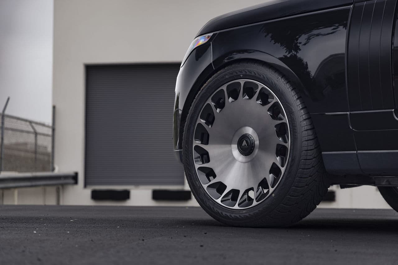 Rear view of 2020 Land Rover Range Rover with wheels