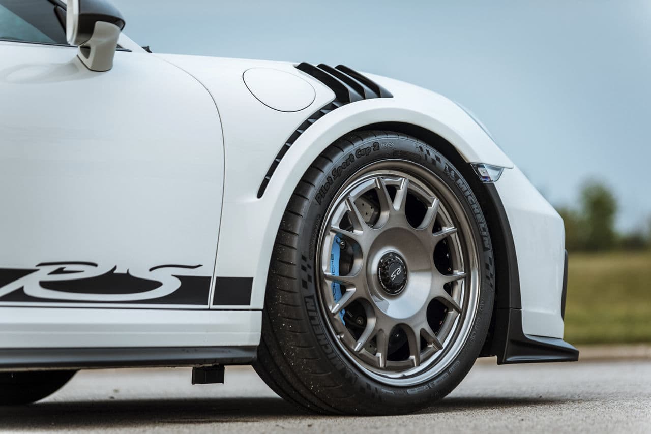 Rear view of 2020 Porsche GT3 with wheels