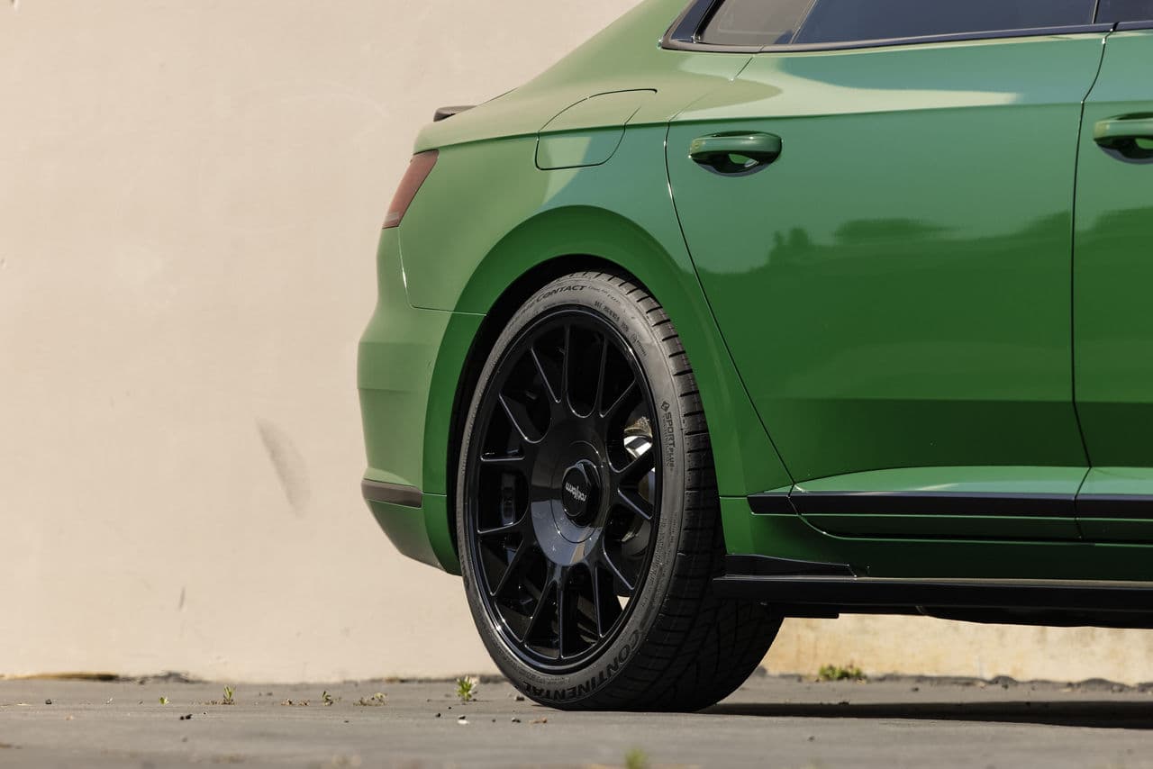 Side profile of 2020 Volkswagen Arteon with tuner wheels