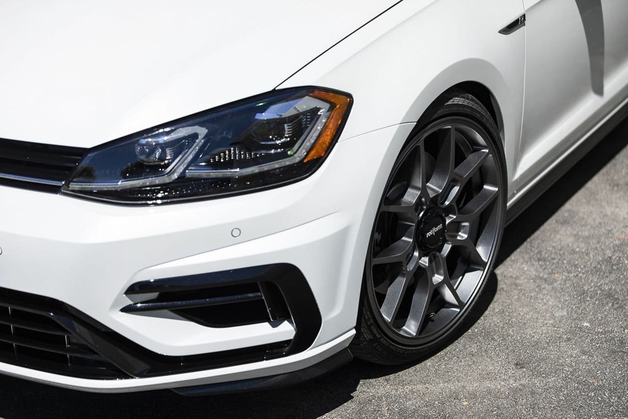 Rear view of 2020 Volkswagen Golf R with wheels