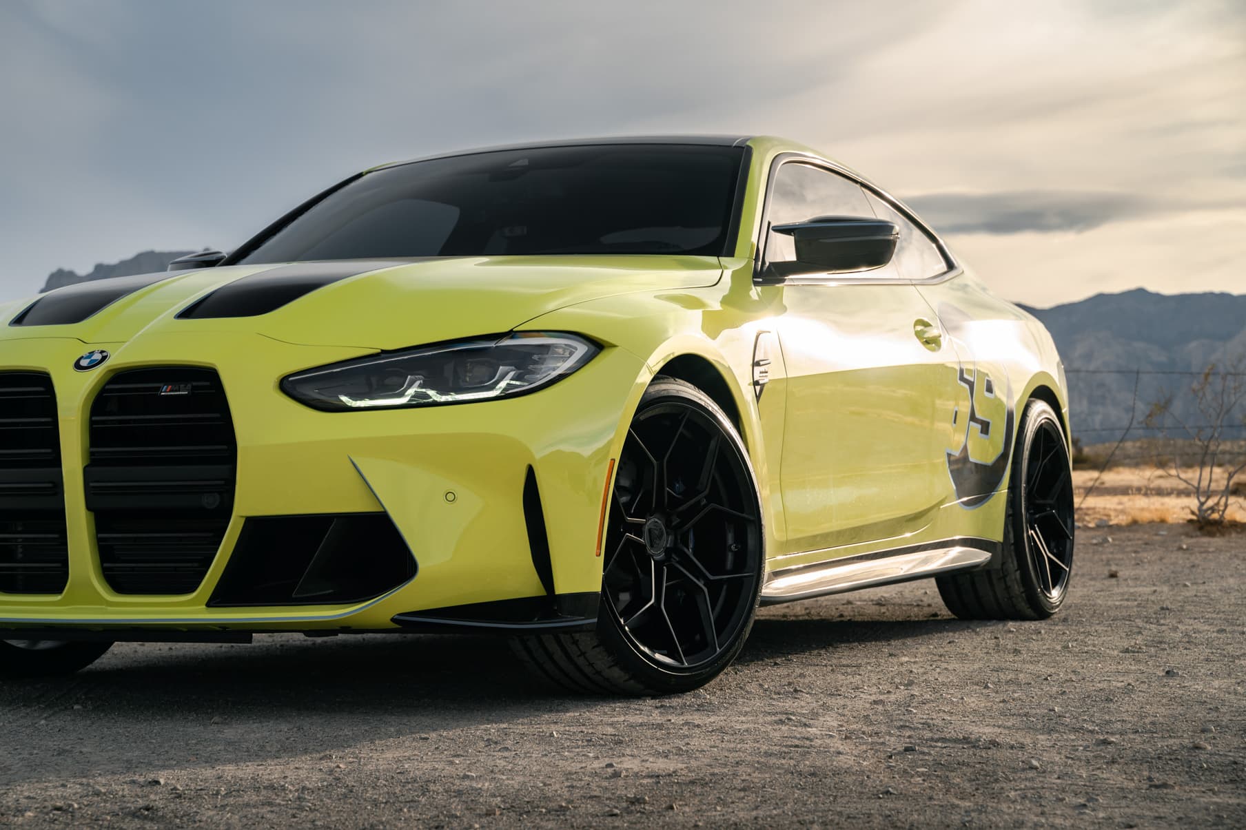 2021 BMW M4 Competition — lowering springs, detail view