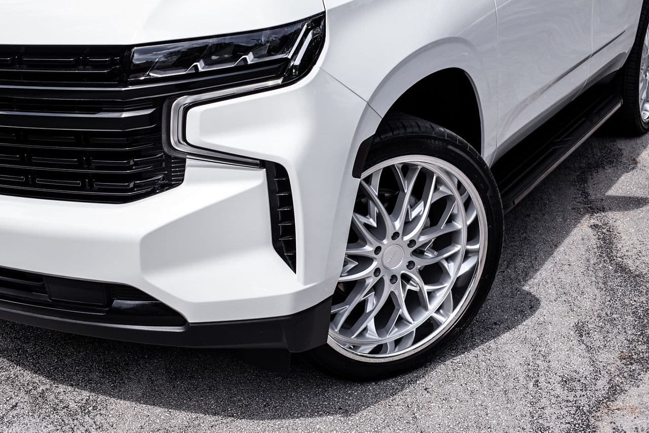 Detail view of 2021 Chevrolet Tahoe with wheels