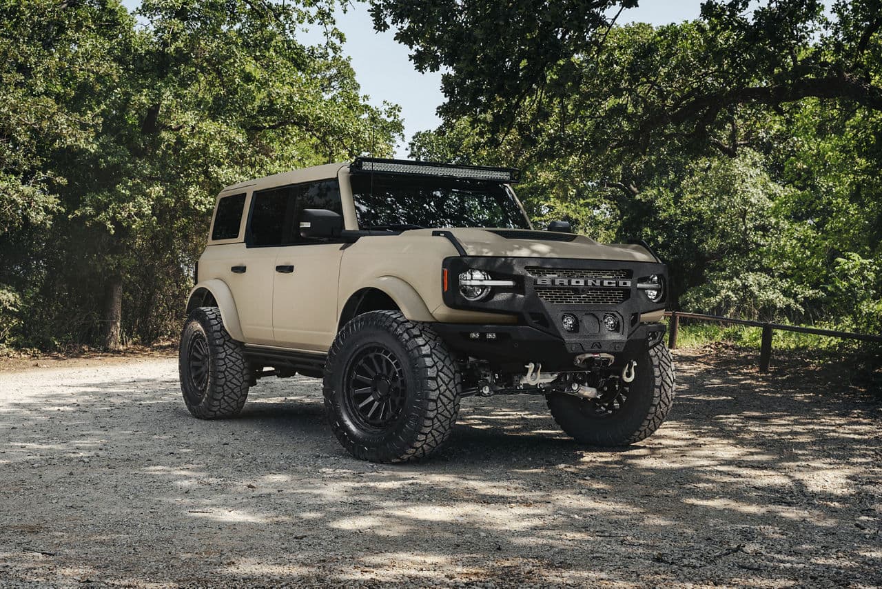 Side profile of 2021 Ford Bronco with wheels