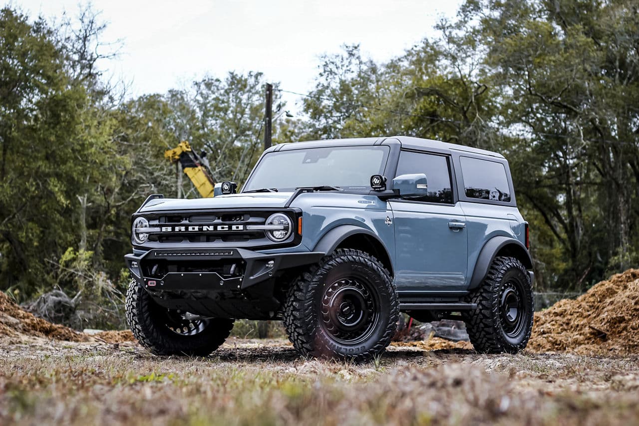 Front view of 2021 Ford Bronco with wheels