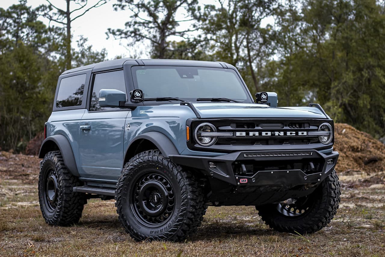Side profile of 2021 Ford Bronco with wheels