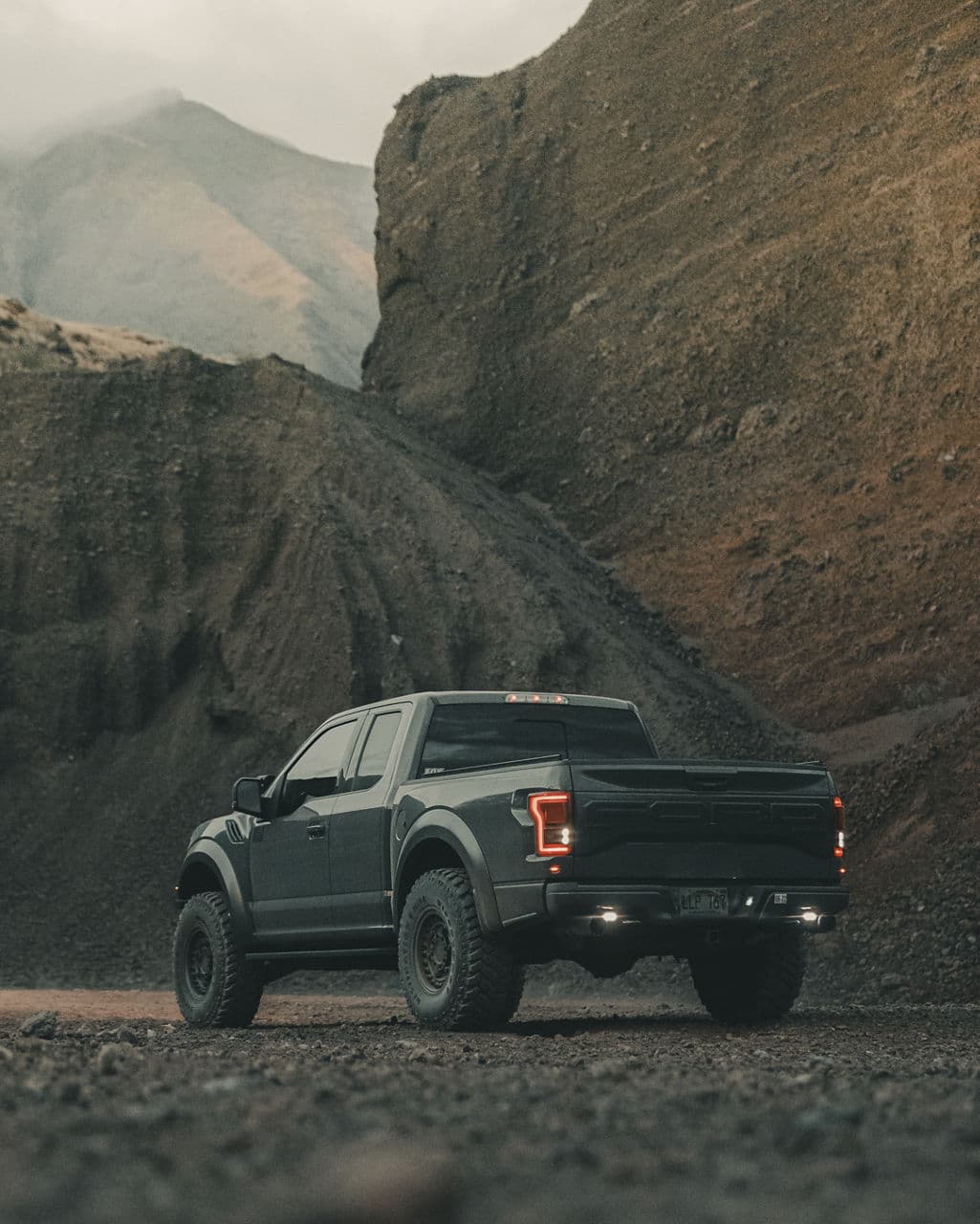 Front view of 2021 Ford F150 Raptor with wheels