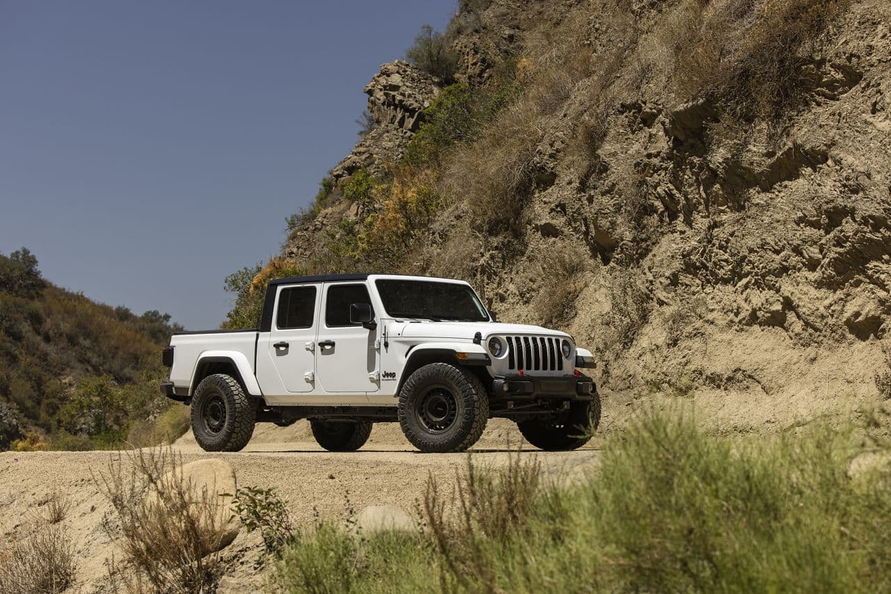 Front view of 2021 Jeep Gladiator with truck suv wheels